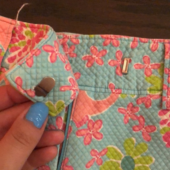 Lilly Pulitzer elephant print shorts size 2. - Picture 5 of 9